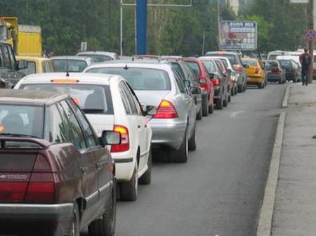 Pojačan je promet u gradovima... pojačan je promet u gradovima...