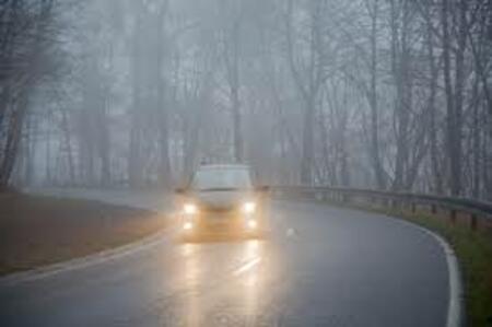 НАМАЛЕНА ВИДЛИВОСТ: Поради појава на магла, видливоста на планинскиот премин Стража е намалена на 50 - 70 метри.